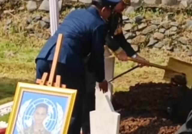 Pemakaman Mayor Infanteri Anumerta Zulmi Aditya Iskandar dipimpin langsung oleh Panglima TNI Agus Subiyanto