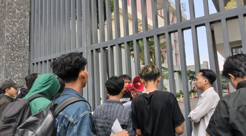 ANKRI Gelar Demo Jilid VIII di Kejati Jabar, Puluhan Massa Desak Penangkapan HLM