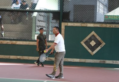 Kasad Jenderal TNI Maruli Simanjuntak Pimpin Olahraga Bersama di Kodiklatad Bandung