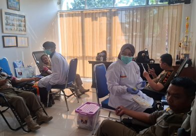 Satpol PP KOta Bandung Jadi Pelopor Aksi Donor Darah Gerakan Indonesia Asri