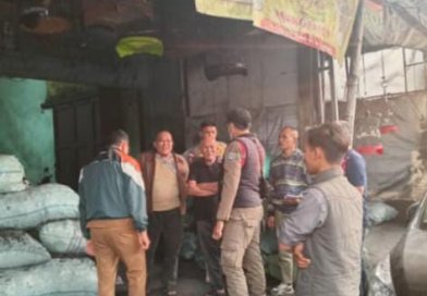 Pemkot Bandung Gencar Tertibkan PKL, Kali Ini Sasar Jalan Rajawali Timur Andir