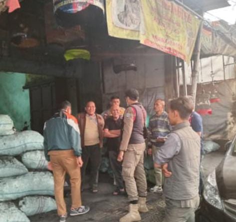 Pemkot Bandung Gencar Tertibkan PKL, Kali Ini Sasar Jalan Rajawali Timur Andir