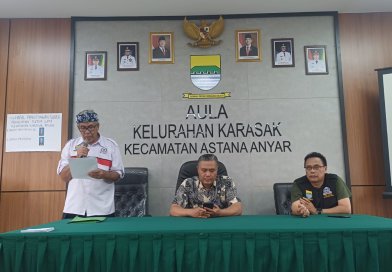 Indra Pratama Terpilih Jadi Ketua LPM Kelurahan Karasak, Bhabinkamtibmas Kawal Proses Demokrasi