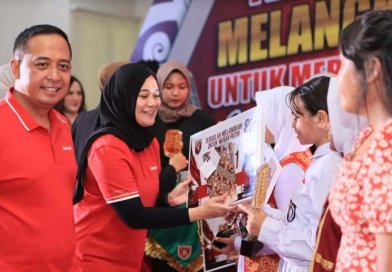 Mayjen Krido Pramono Rayakan HUT ke-81 RI Lewat Panggung Musik “Teruslah Melangkah untuk Merah Putih”