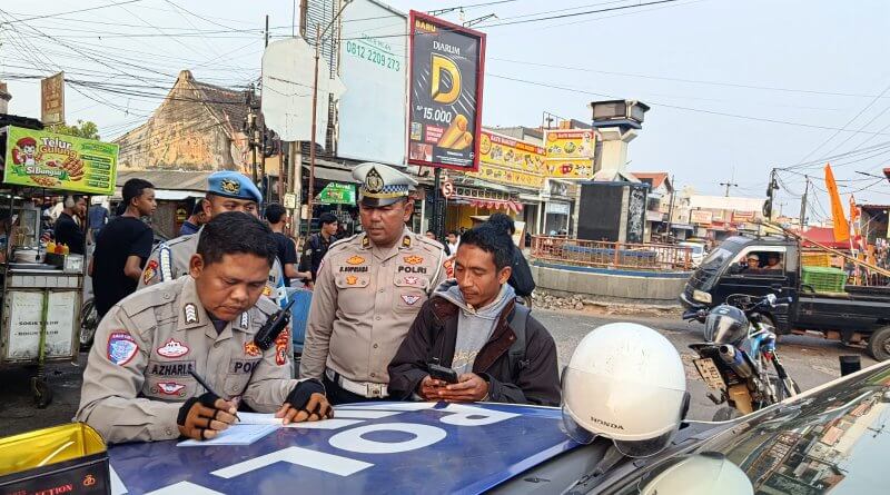 Knalpot Brong Jadi Sasaran, Polisi Tertibkan Puluhan Motor di Dua Lokasi