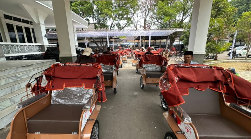 260 Becak Listrik Bantuan dari Presiden RI tiba diGarut