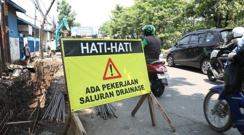 Pemkot Bandung Percepat Pengerjaan Drainase dan Trotoar Jelang Musim Hujan