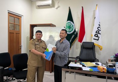 35 Industri Kecil-Mikro di Indramayu Terima Sertifikat Halal melalui Kolaborasi Diskopdagin dan LPH LPPOM Jawa Barat