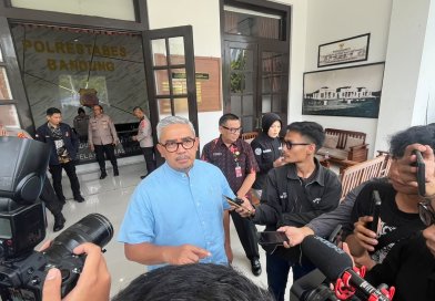 Banjir Tak Kenal Batas Kota, Farhan Dorong Solusi Bersama Bandung Raya