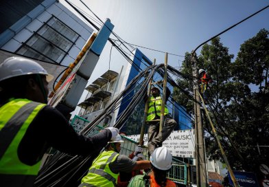 Pemkot Bandung Beri Waktu 14 Hari untuk Pemulihan Internet, Penataan Kabel Dilanjutkan 27 Oktober