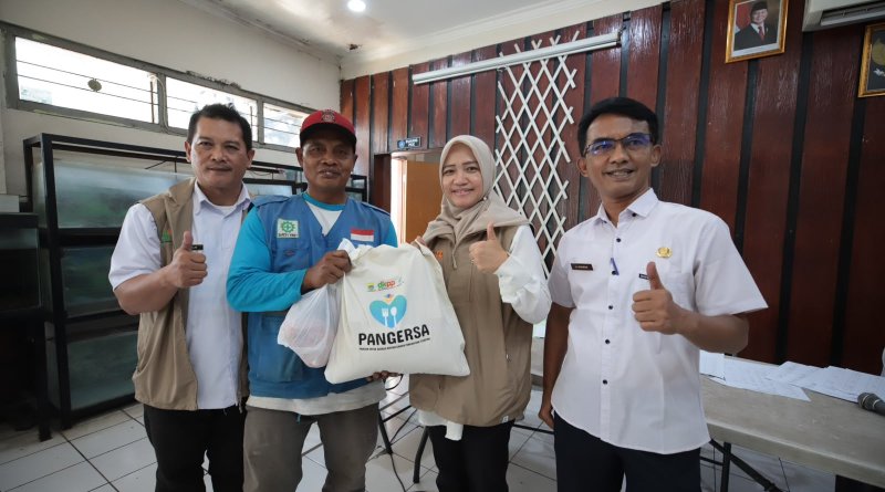 Pemkot Salurkan Bantuan Pangan Pangersa ke 16 Kelurahan, Sasar Warga Rentan Stunting