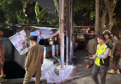 PENERTIBAN GABUNGAN BANGUNAN LIAR DI JL. SOEKARNO-HATTA CIPADUNG KIDUL BERLANGSUNG AMAN DAN KONDUSIF