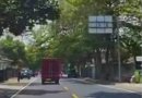 ppk 4.3 Jawa Barat mengunakan material yang berkualitas untuk pengecatan marka jalan di ruas jalan Prabu gajah agung kabupaten Sumedang