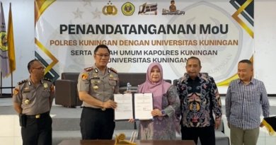 Kapolres Kuningan Berikan Kuliah Umum kepada Mahasiswa Baru Universitas Kuningan